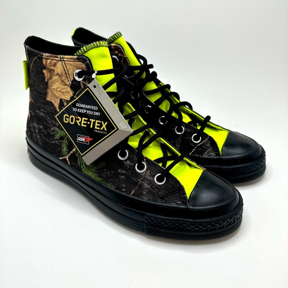Converse - Picture 3 of 4